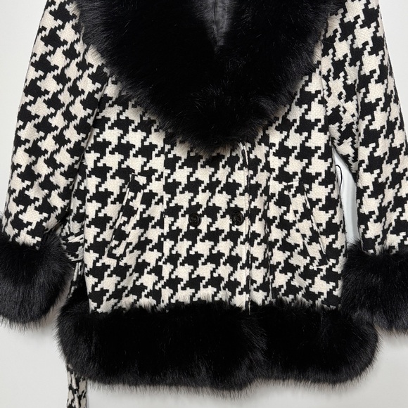Coalition LA Houndstooth Faux Fur Coat - Picture 5 of 17